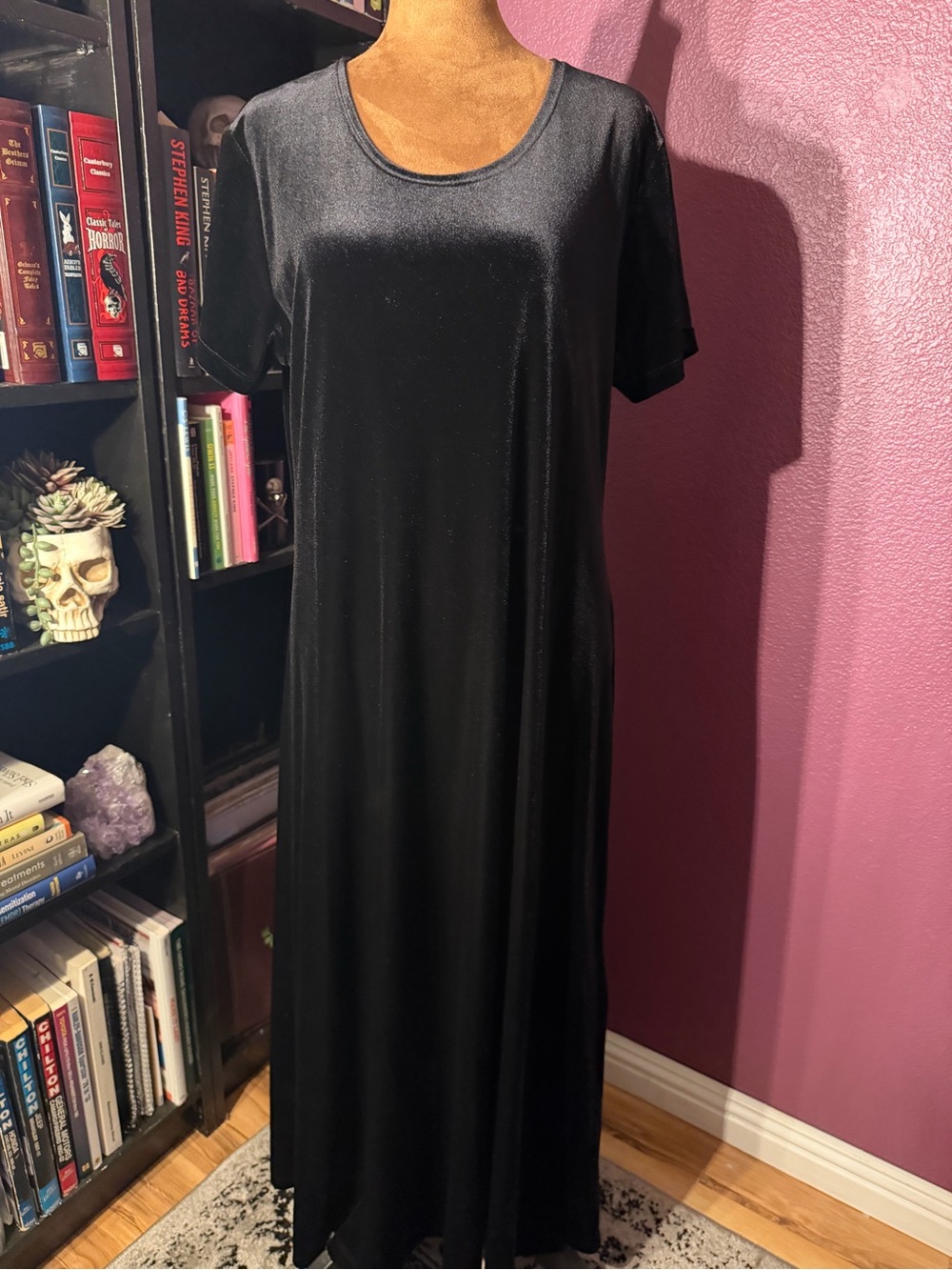Vtg Impressions Black Short-Sleeve velvet Maxi Dress